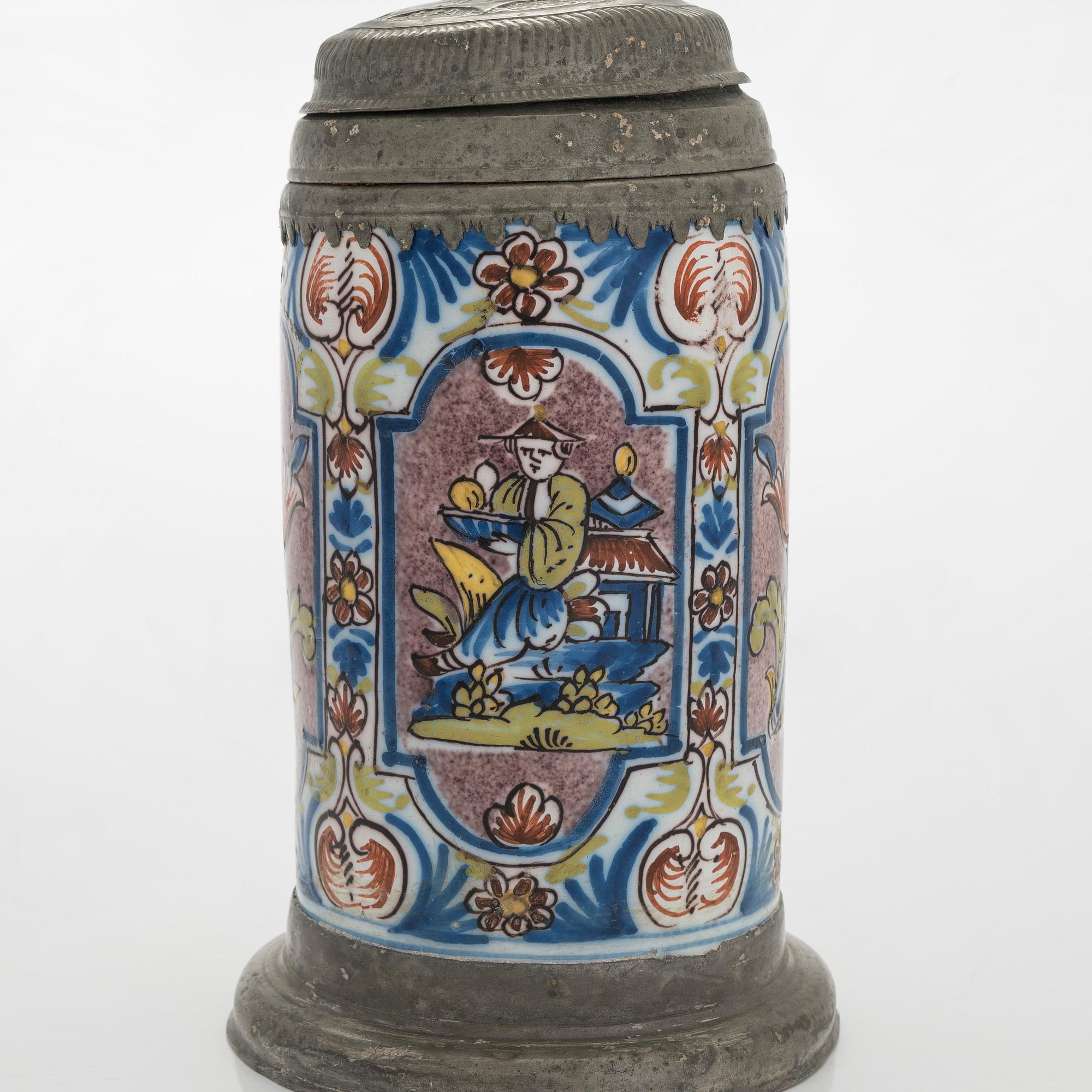 Dryckeskanna, fajans, Mellaneuropa, 1700-tal.