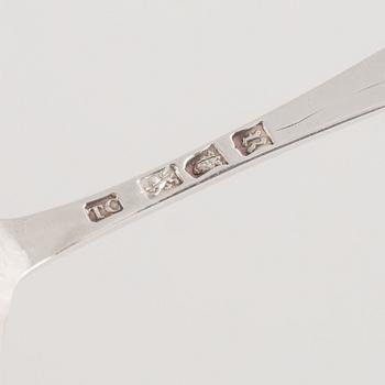 Bestickservis, 73 delar, silver, olika silversmeder, London & Exeter, England, 1752- troligtvis 1837.
