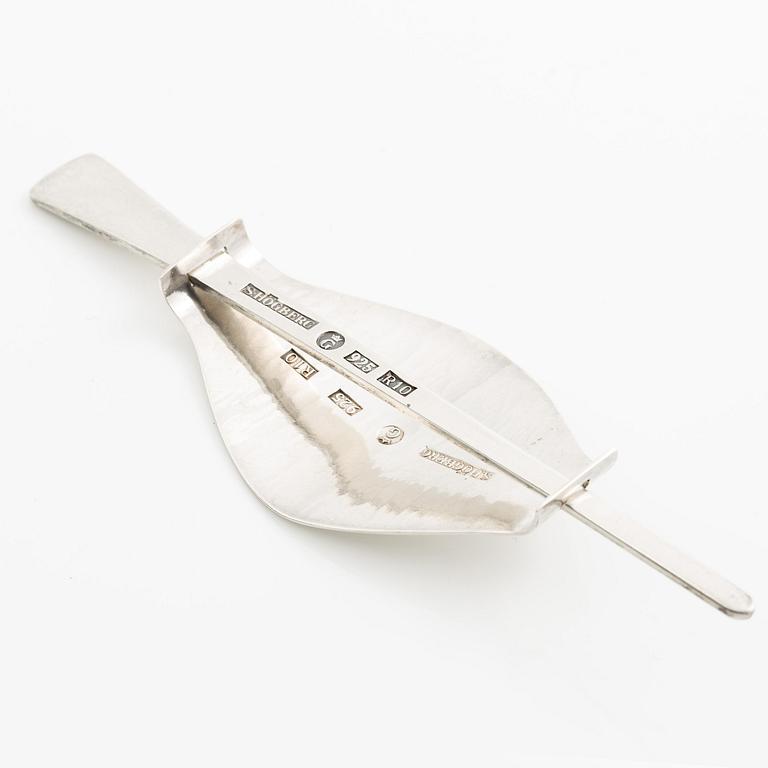 Sven-Erik Högberg, a hairpin, sterling silver, Gothenburg 1991.