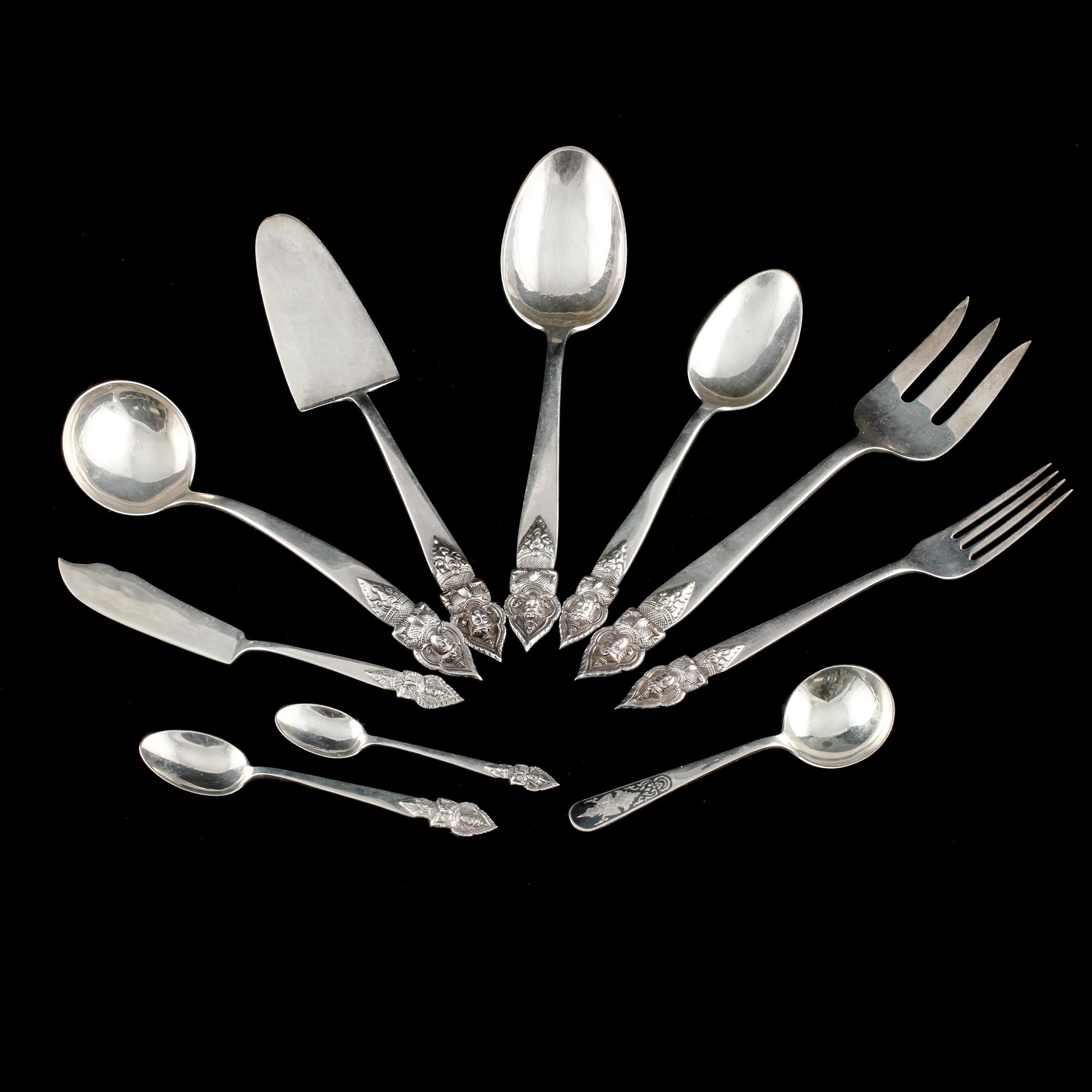 BESTICKSERVIS, 64 delar, silver, 1900-talets andra hälft, total vikt ca 1445 g.