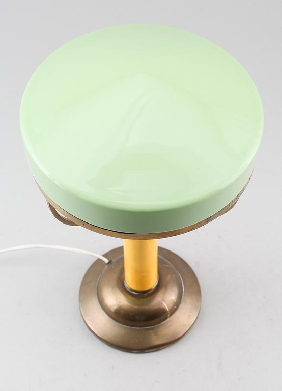 BORDSLAMPA, 1900-talets första hälft.