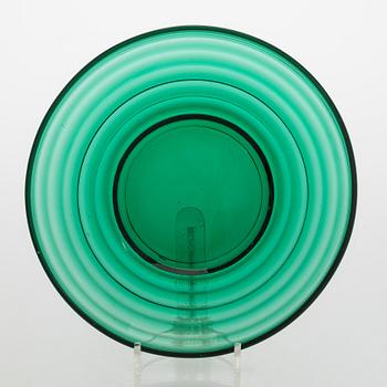 Aino Aalto, drinking glasses, 4 pcs, model 4052, and plate 'Bölgeblick', Karhula Glassworks, 1930s.