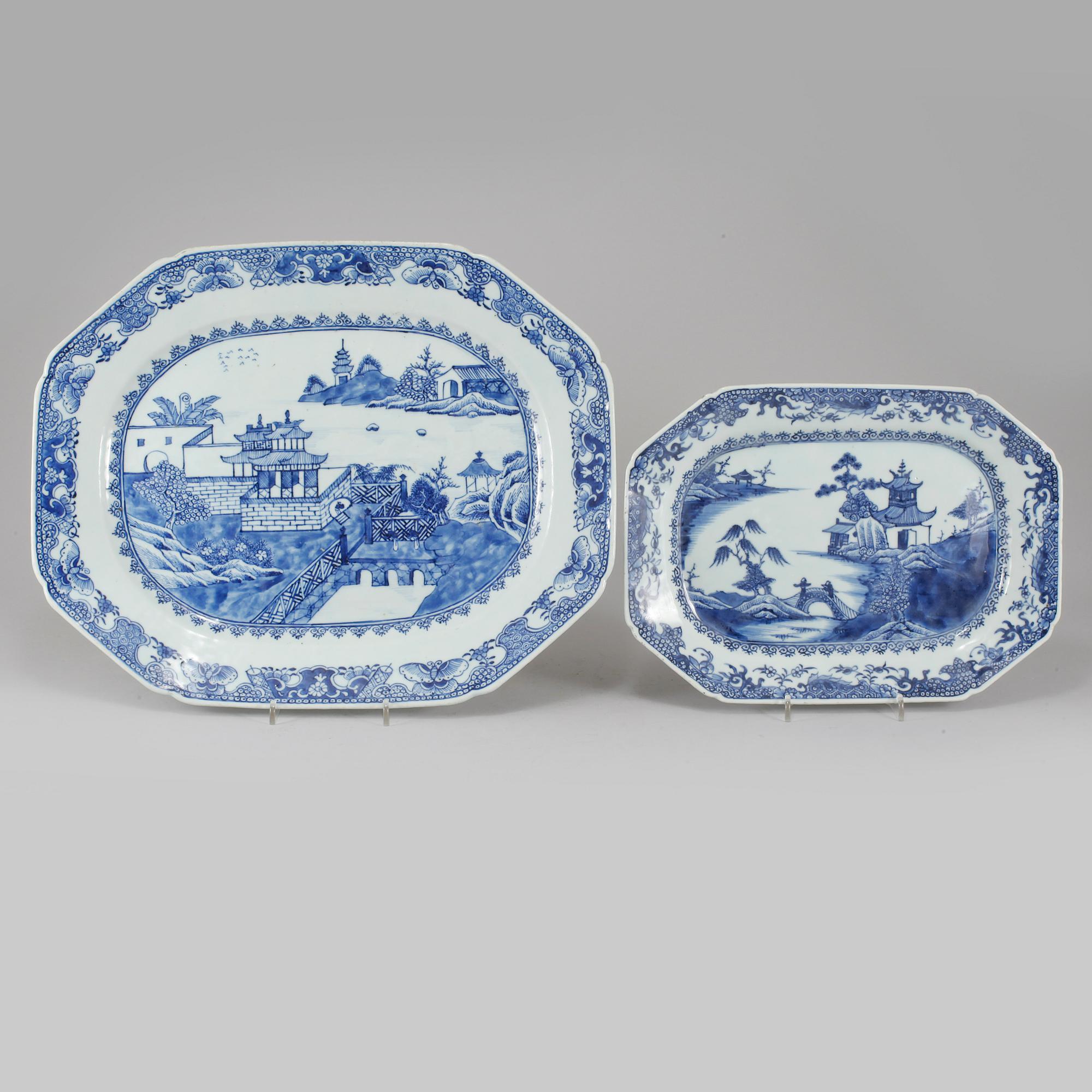 STEKFAT, 2 st, porslin, Kina, 1700-tal.