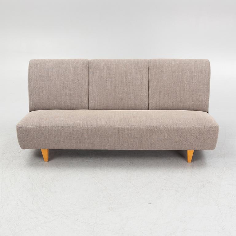 Bruno Mathsson, a 'T201' sofa, model designed in 1939.