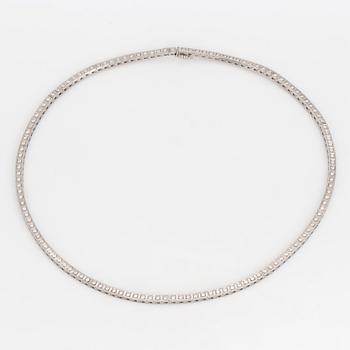 NECKLACE, 18 carat white gold with 132 diamonds ca 3.35 cts.