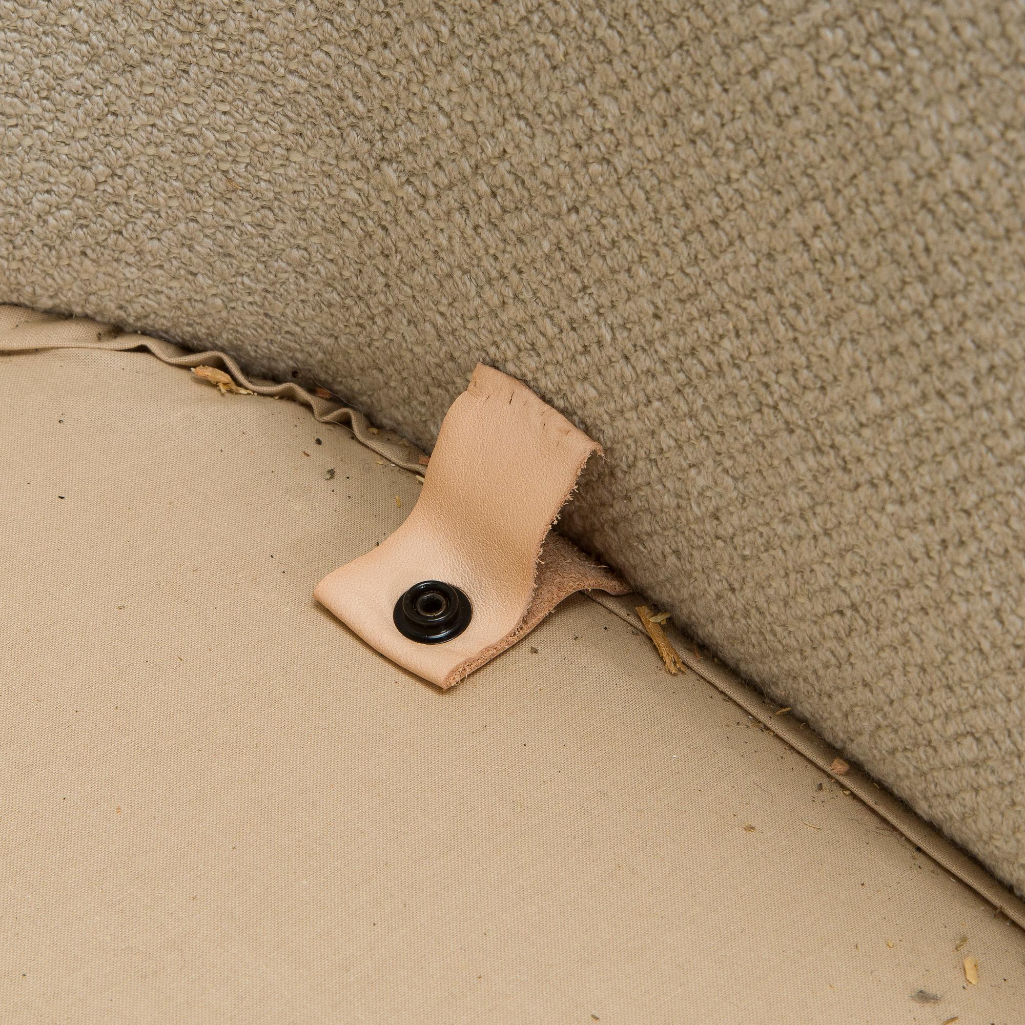 Flemming Lassen, sohva, "Vilhelm", valmistaja Audo Copenhagen. Uustuotanto. Muotoiltu 1935.