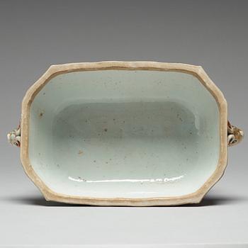 TERRIN med LOCK, kompaniporslin. Qingdynastin, Qianlong (1736-95).