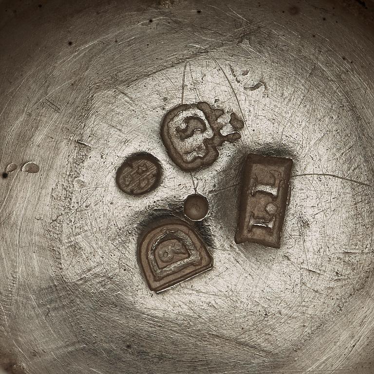 SOCKERSKÅLAR med lock, ett par, möjligen av Johan Lund, Göteborg 1786. Gustavianska.