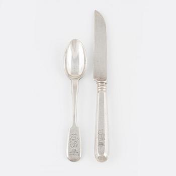 A Set of Russian Silver Fruit Knives and Coffee Spoons, St Petersburg 1873-95 (12 pieces).