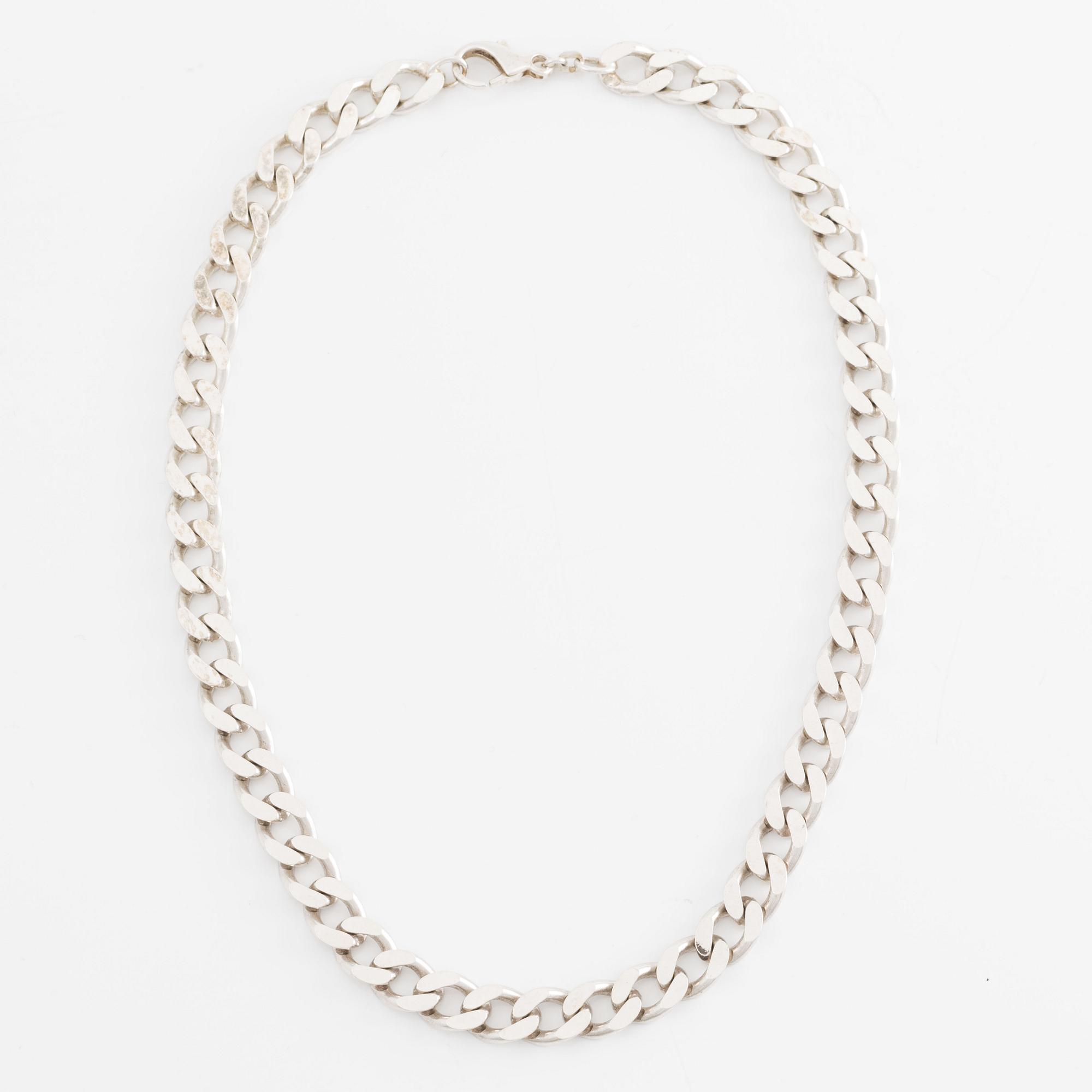 Necklace sterling silver.