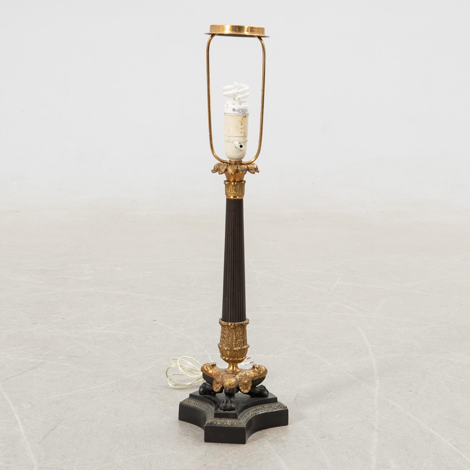 Table lamp in the Empire style, modern production.