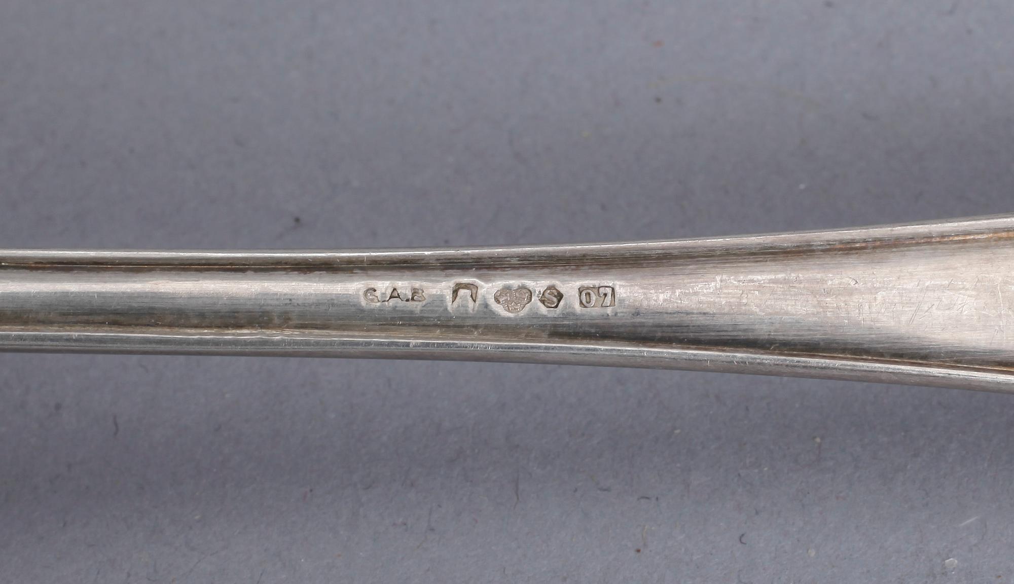 PARTI SILVER, 5 delar, bl.a Carl Fredrik Widmark, Köping, 1889. Total vikt ca 276 gram.