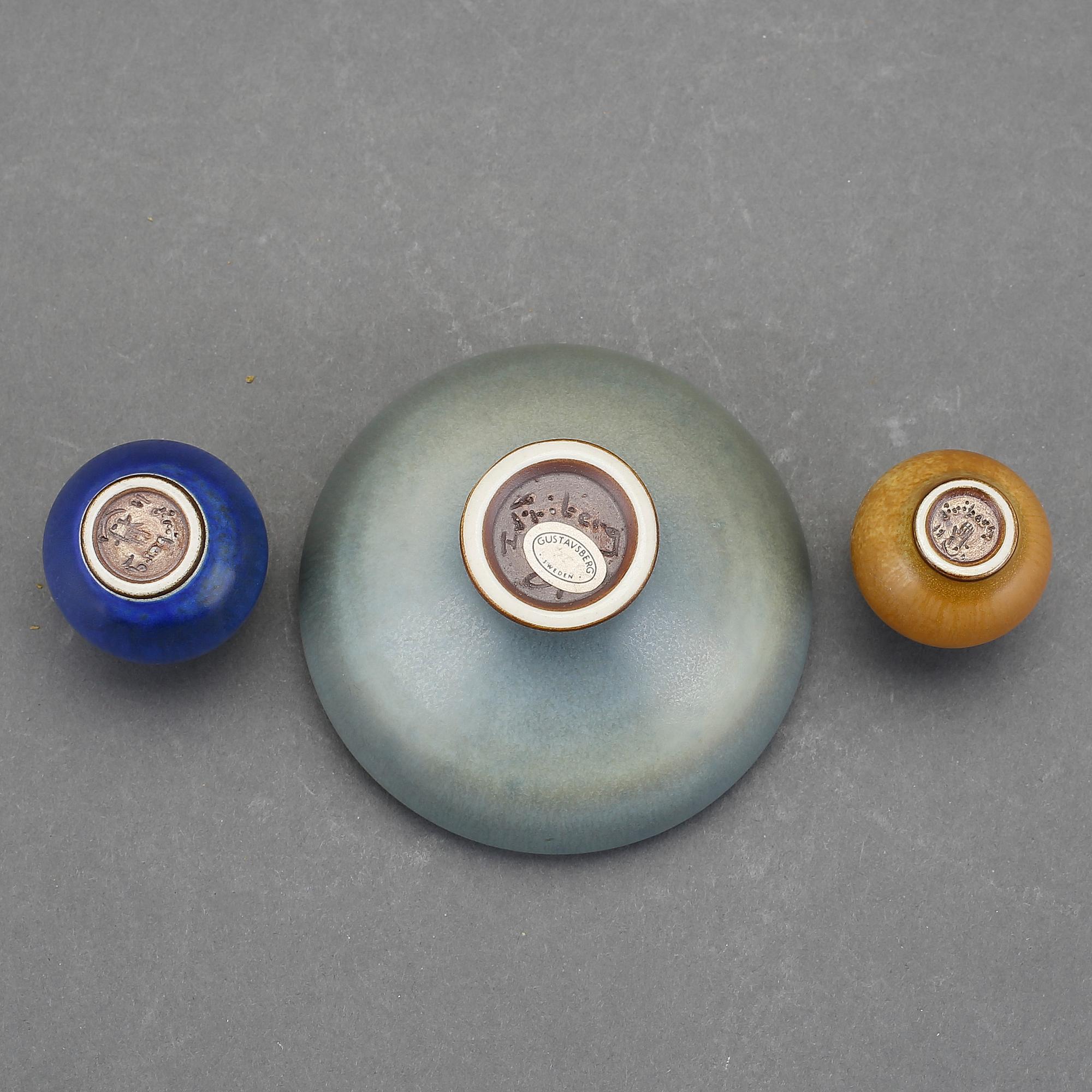 SKÅL, 1 ST, OCH MINIATYRVASER 2 ST, Berndt Friberg, Gustavsberg studio 1963 och 1966.