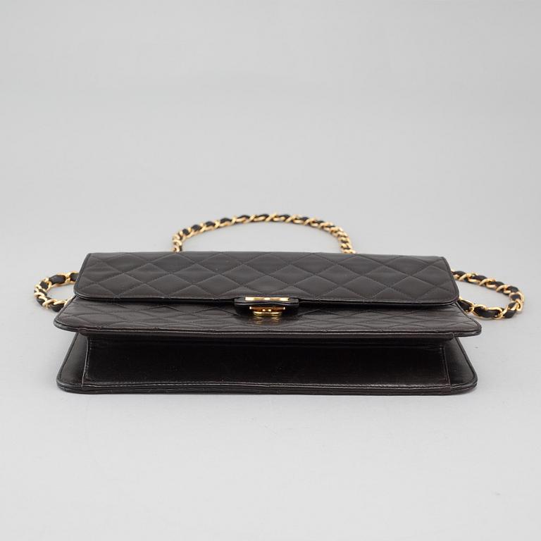 CHANEL, "Flap Bag" väska.