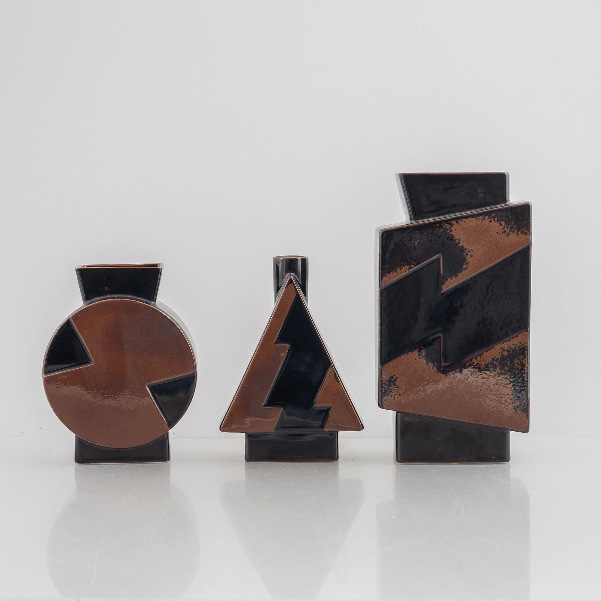 Margareta Hennix, a set of three "Flash" stoneware vases, Gustavsberg, 1980s.