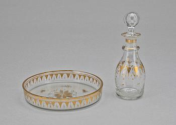 KARAFF MED SKÅLFAT, glas, empire, 1800-talets första hälft.