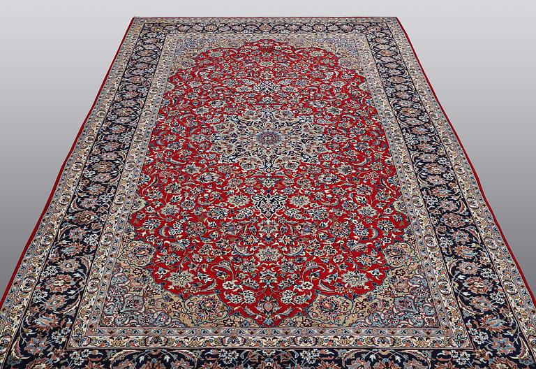 A CARPET, Keshan, ca 500 x 300 cm.