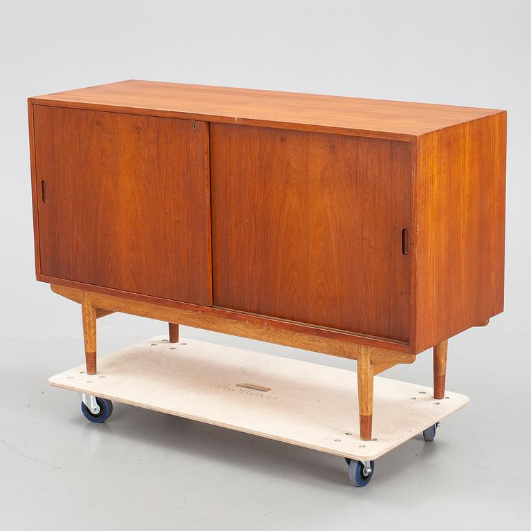 SIDEBOARD, 1900-talets tredje kvartal.