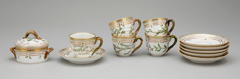 SERVISDELAR, 6 st, porslin, Flora Danica, Royal Copenhagen, 1900-talets andra hälft.