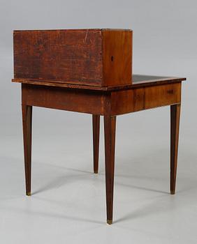 SKRIVBORD, sengustaviansk modell, 1800-talets första hälft.