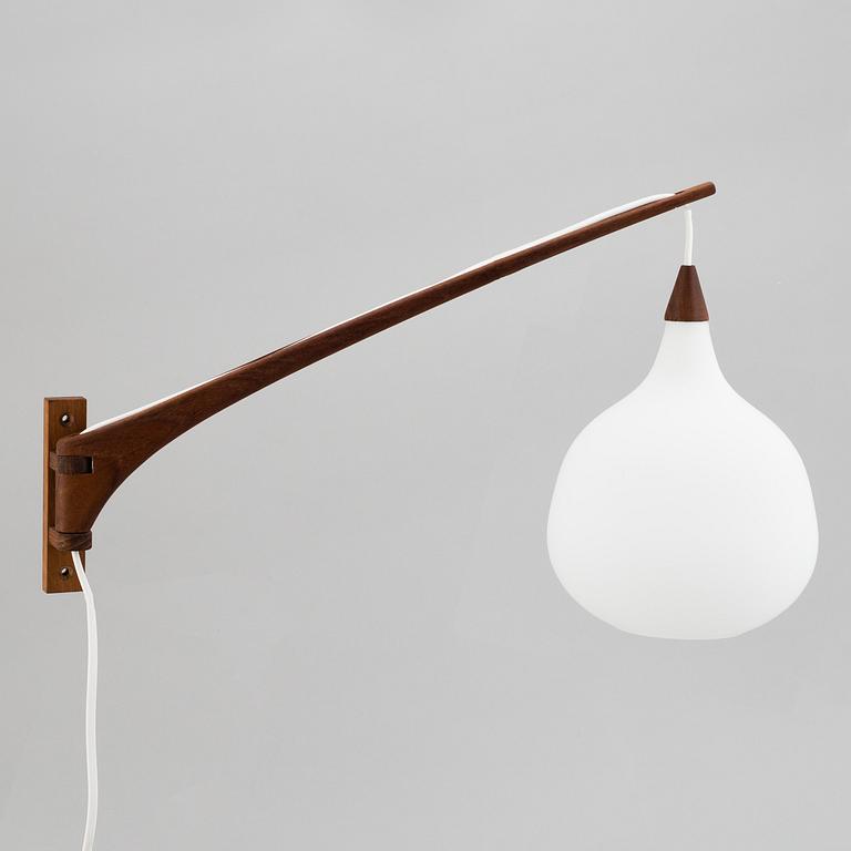 UNO & ÖSTEN KRISTIANSSON,  wall light from Luxus, Vittsjö, 1950's/60's.