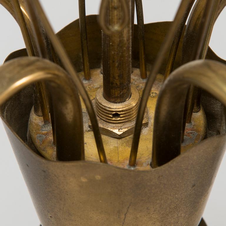 Paavo Tynell, A mid-20th century modell 9032 ceiling light for Taito, Finland.