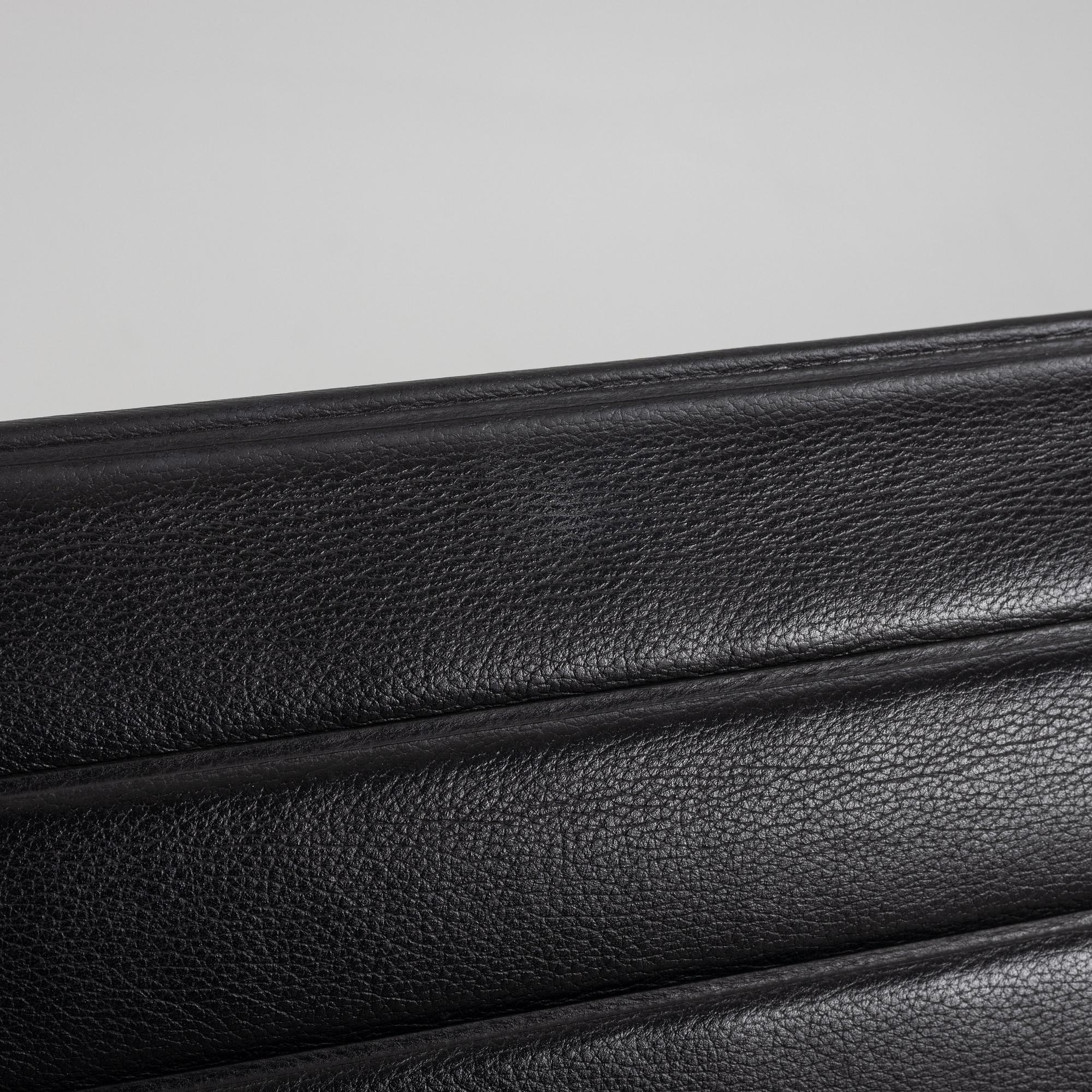 Charles & Ray Eames, kontorsstol, "EA117" Vitra.