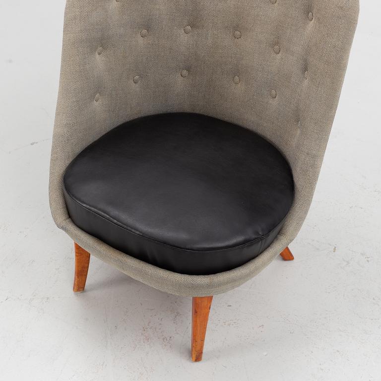 A Swedish Modern lounge chair, mid 20th century.