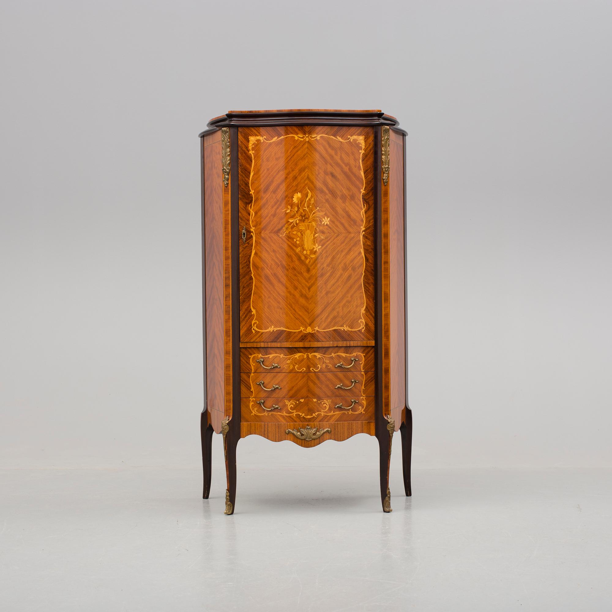 SKÅP, Louis XVI-stil, 1900-talets mitt.