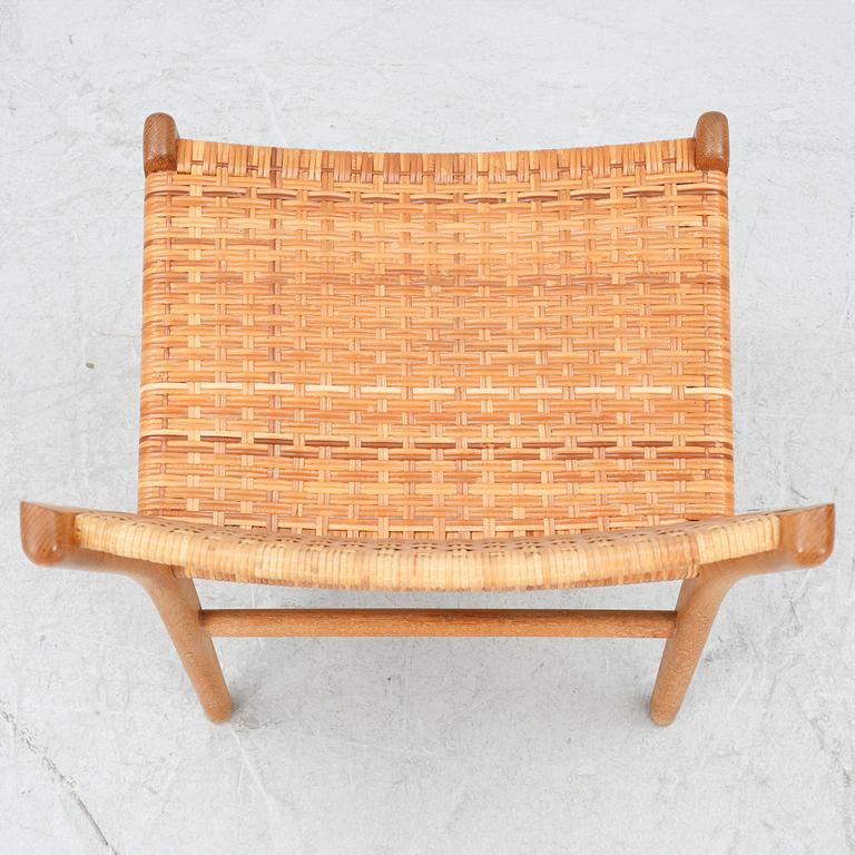 Hans J. Wegner, a model "CH31" chair, Carl Hansen & Søn, Denmark, 1950s/60s.