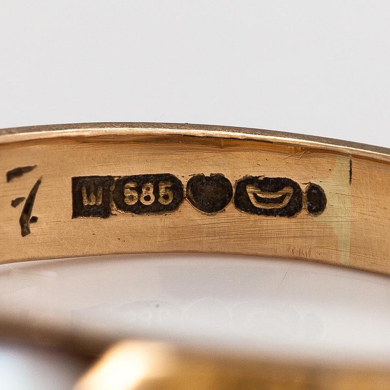 Björn Weckström, Ring "Lapplans vår", 14K guld och odlad pärla. Lapponia.