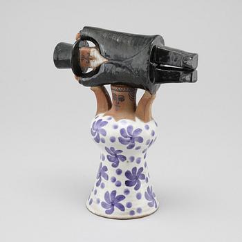 LISA LARSON, figurin, stengods, Gustavsberg, signerad Lisa L.