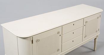 SIDEBOARD, gustaviansk stil, 1900-talets andra hälft.