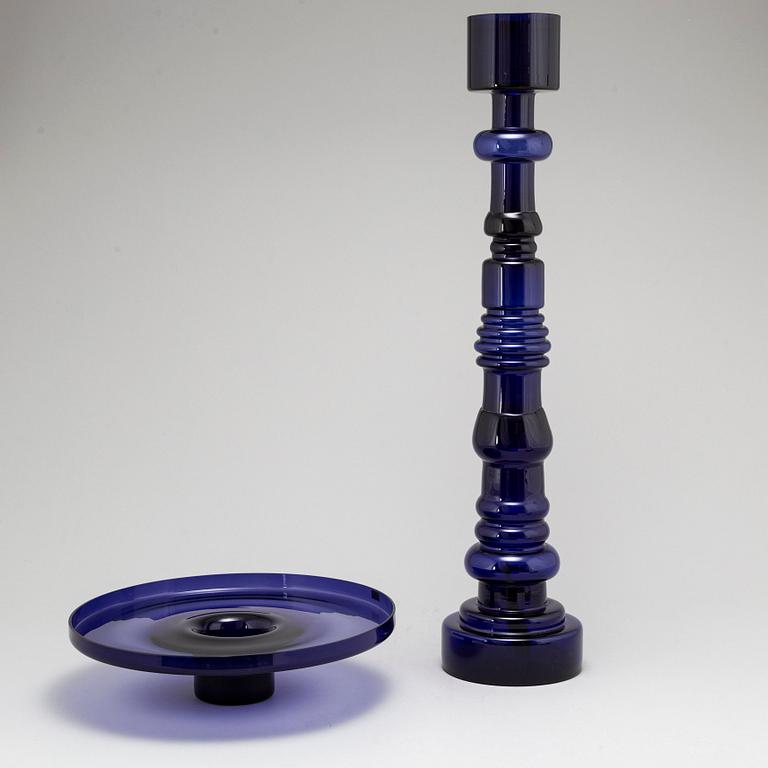 OIVA TOIKKA, KYNTTILÄNJALKA/ MALJAKKO, lasia, "Majakka", signeerattu Notsjö Nuutajärvi. Tuotannossa 1964-1973.