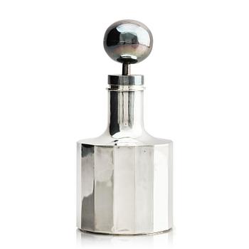 352. Jan Ante Dahlstedts Silversmedja, a silver decanter with lid, Umeå, Sweden, 1966.