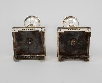 LJUSSTAKAR, nysilver, 1900-tal.