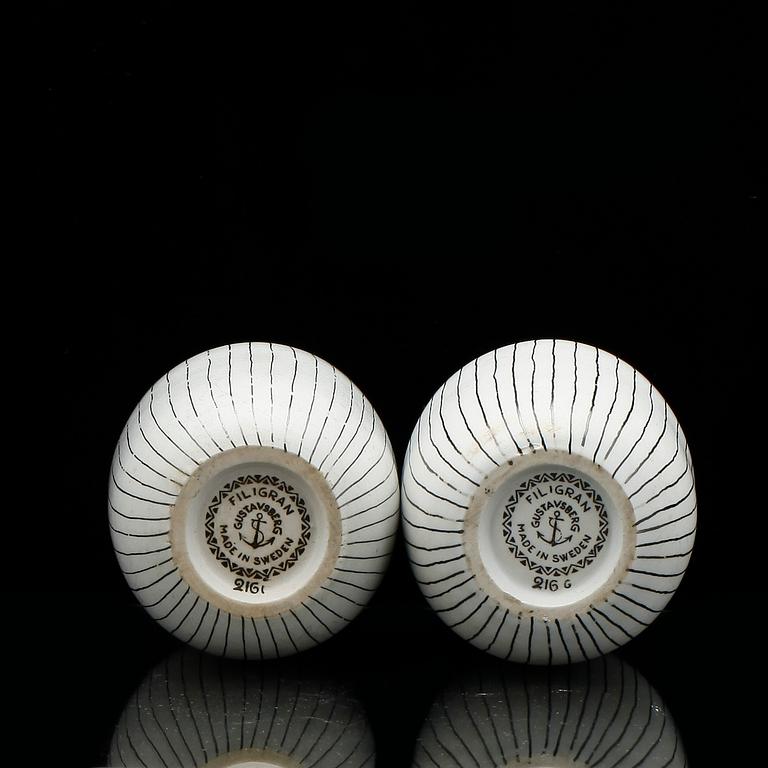 VASER, ett par,"Filigran" Stig Lindberg, Gustavsberg.