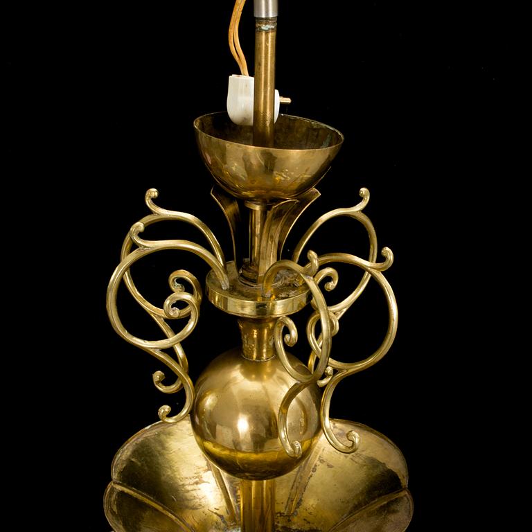 TAKLAMPA, firma Lars Holmström Arvika, 1900-talets första hälft, mässing.