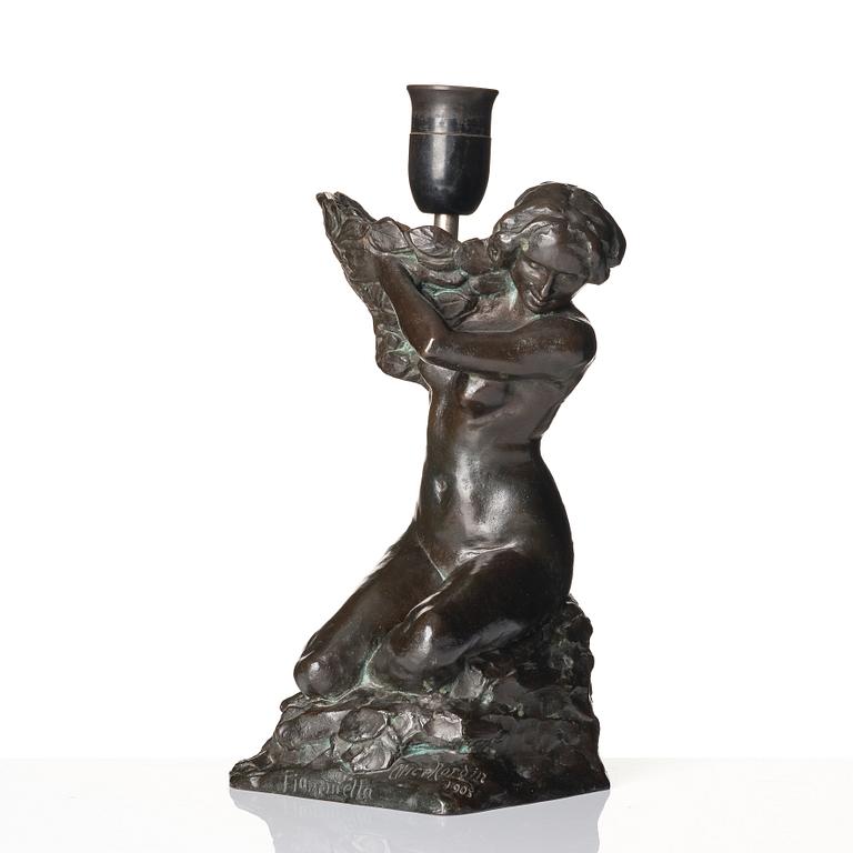 Alice Nordin, bordslampa, brons, Herman Bergman Konstgjuteri, Stockholm, signerad och daterad 1908.