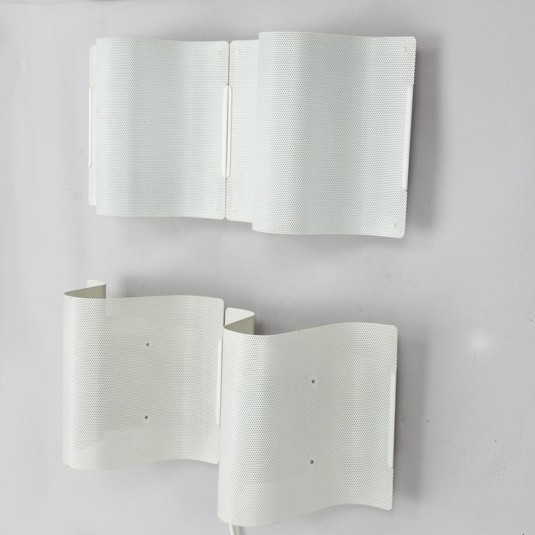 BÖRGE LINDAU & BO LINDECRANTZ, two wall lights from Zero, 1980's/90's.