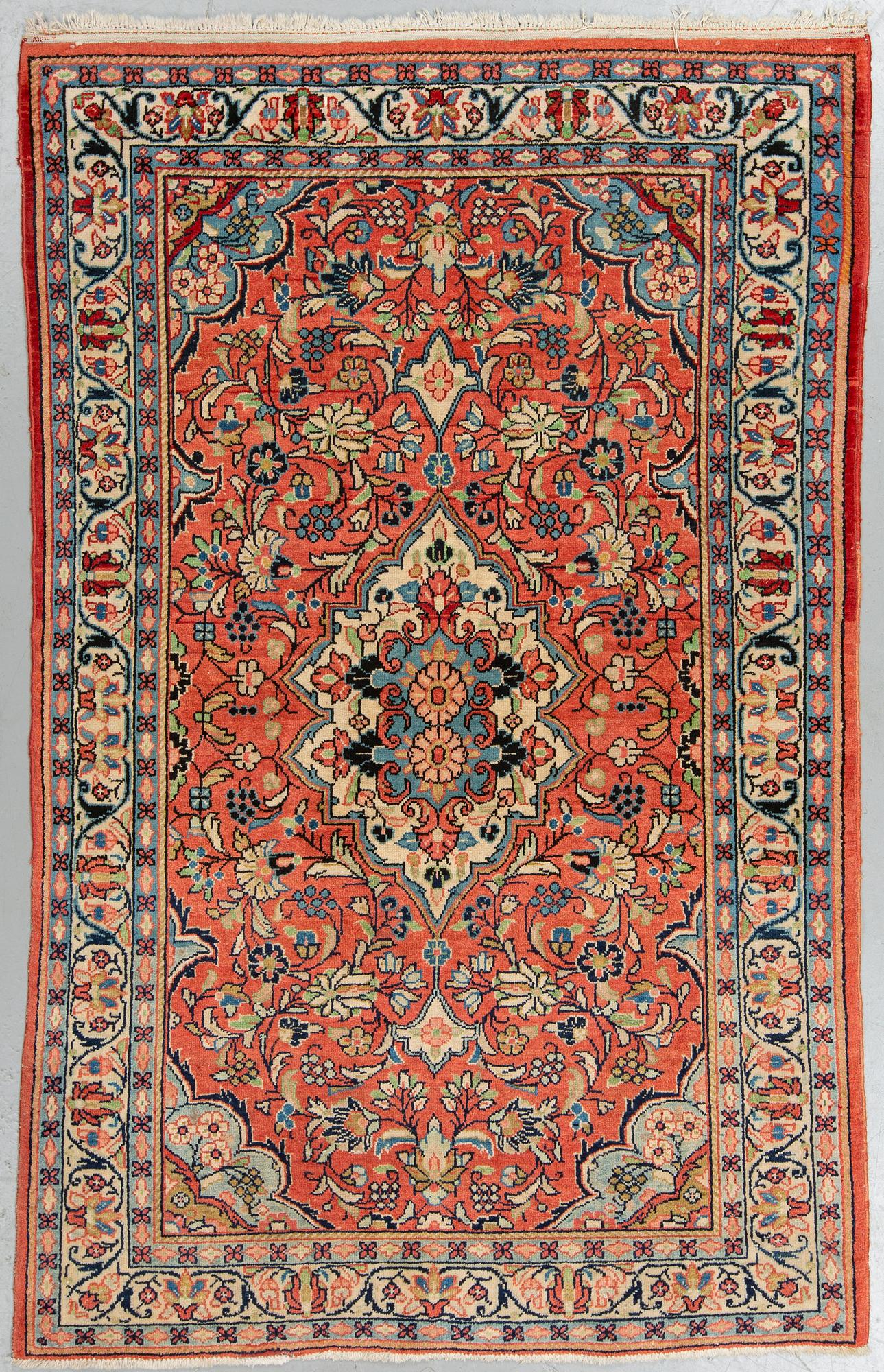 MATTA, old Mahal/Sarouk, ca 313 x 133 cm.