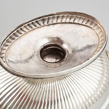 An English 18th century silver tureen, mark of Andrew Fogelberg, London 1773.