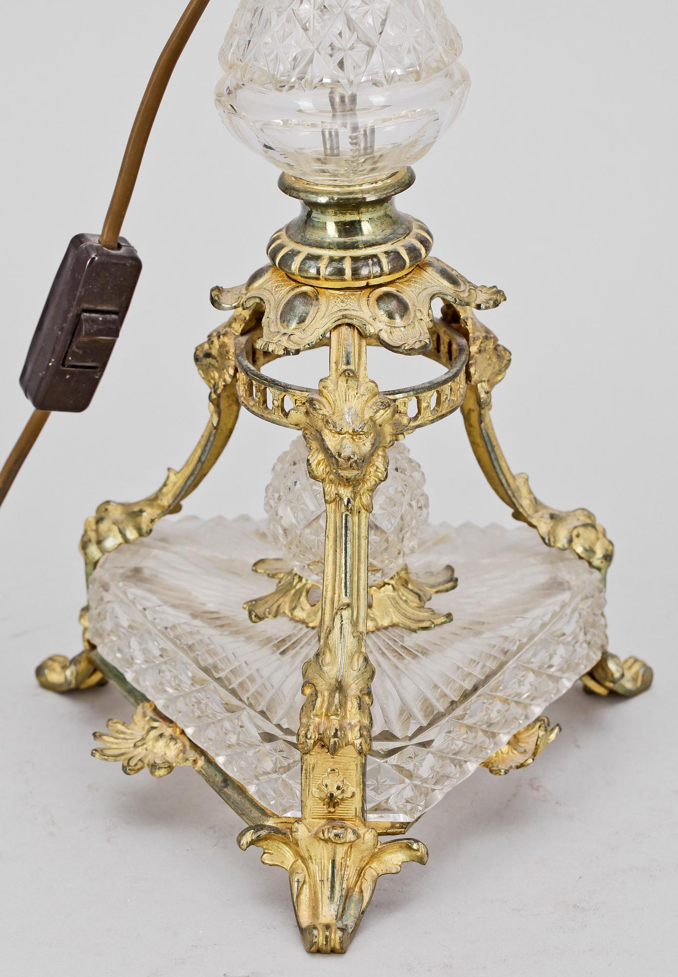 SALONGSFOTOGENLAMPA, gulmetall och glas, nyrenässans, sent 1800-tal.