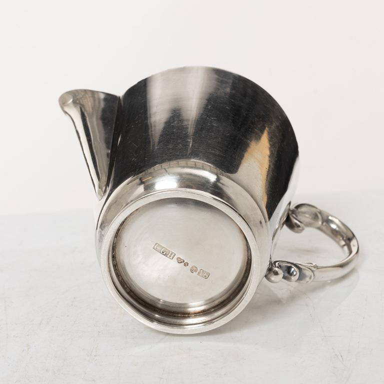 A 3-piece Swedish silver coffee service, marks of CG Hallberg, Stockholm 1947.