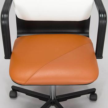 Yrjö Kukkapuro, tuoli, "Sirkus", Avarte Oy, 1983.