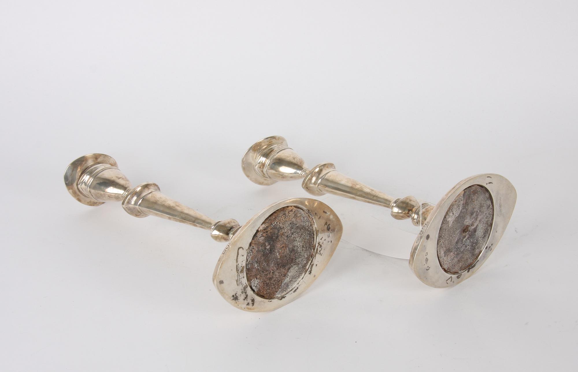 LJUSSTAKAR, ett par, silver, London tidigt 1900-tal.