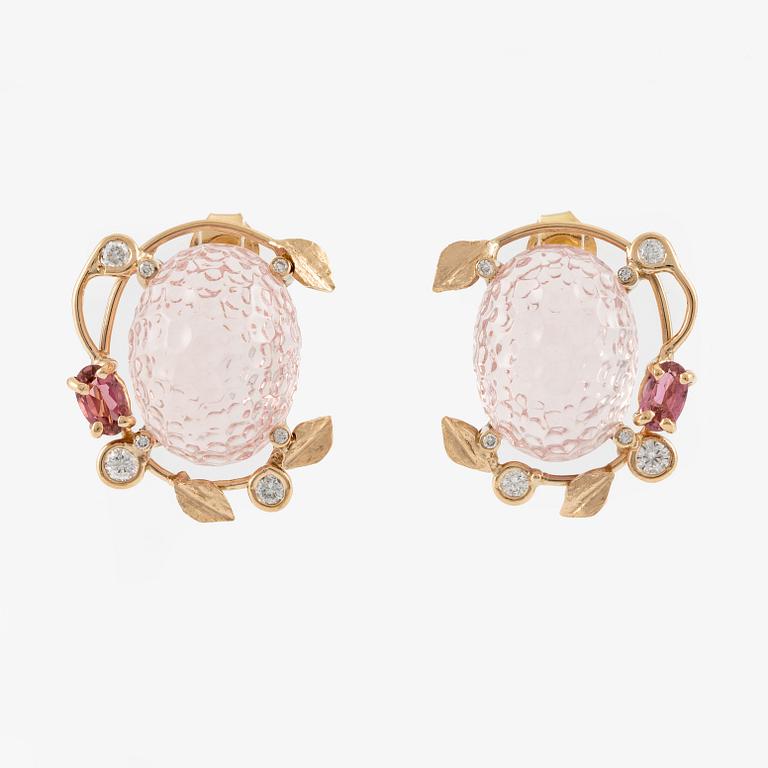 Earrings with rose quartz, tourmalines, and brilliant-cut diamonds.