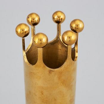 Pierre Forseö, a brass vase, Skultuna.