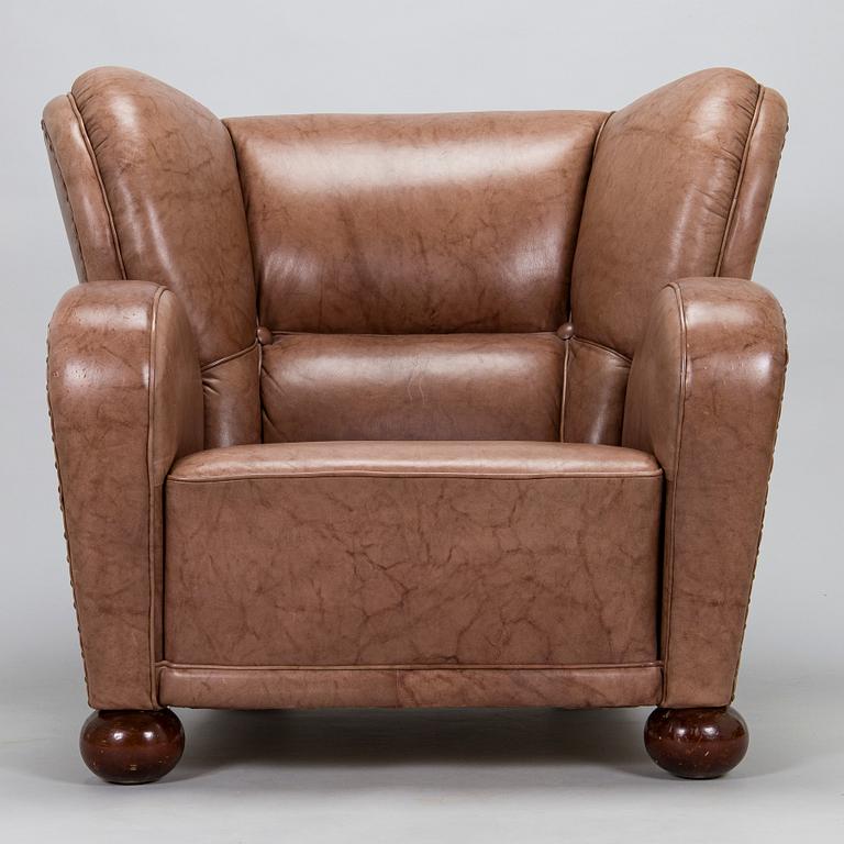 Märta Blomstedt, an 'Aulanko-model' armchair. Designed in 1939.