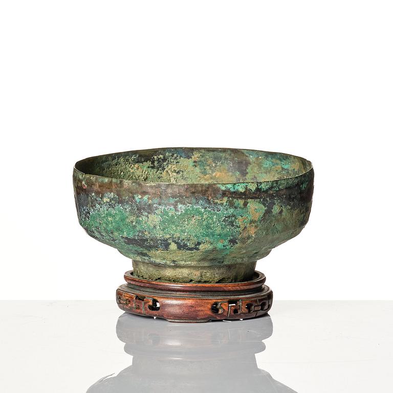 A bronze ritual wine vessel, jue and a bowl, possibly Shang and Ming dynasty.